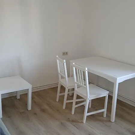 Lumini Strasse Der Freundschaft 3