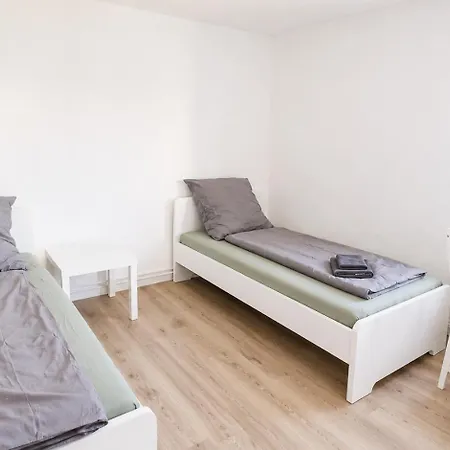 Apartment Lumini Strasse Der Freundschaft 3 *