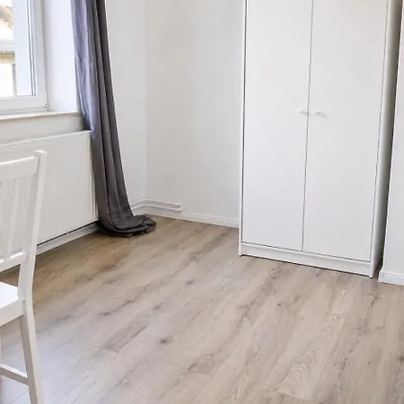 Lumini Strasse Der Freundschaft 3 Apartment